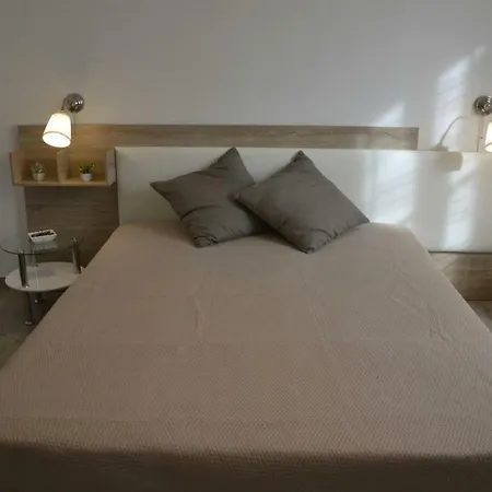 度假居 In Sicily 门菲